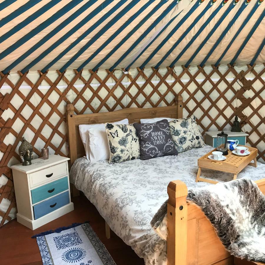 Hotel French Fields Luxury Glamping Original Mongolian Yurt Le-Vieux-Cerier Zewnętrze zdjęcie